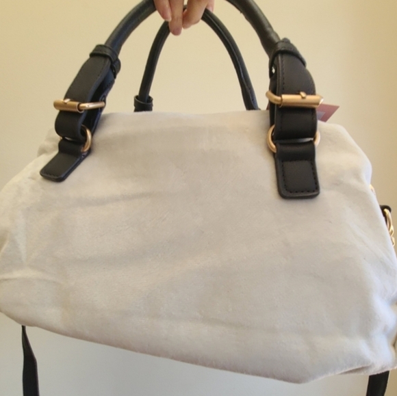 Juicy Couture Bag π - Picture 2 of 6